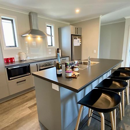 Mackenzie Hideaway Villa Туизъл Екстериор снимка