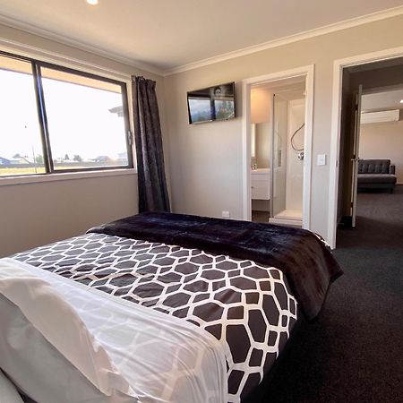 Mackenzie Hideaway Villa Туизъл Екстериор снимка